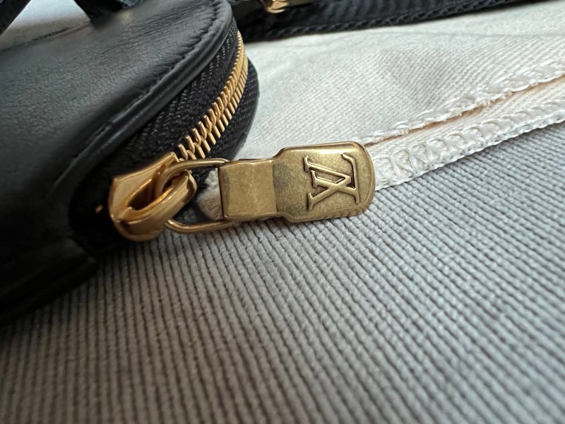 Louis Vuitton Black New Wave PM Bag - Image 8