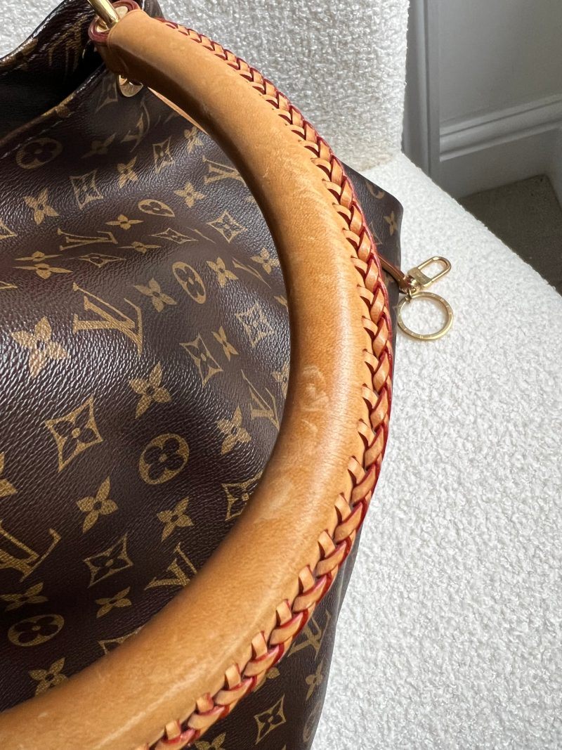Louis Vuitton Artsy MM Monogram - Image 12