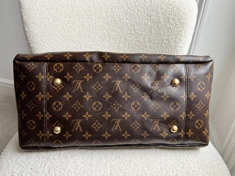 Louis Vuitton Artsy MM Monogram - Image 17