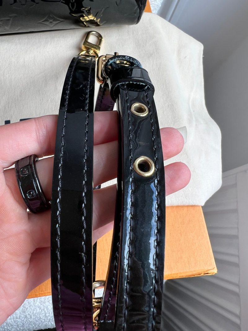 Louis Vuitton Brea MM Handbag & Shoulder Bag - Image 28