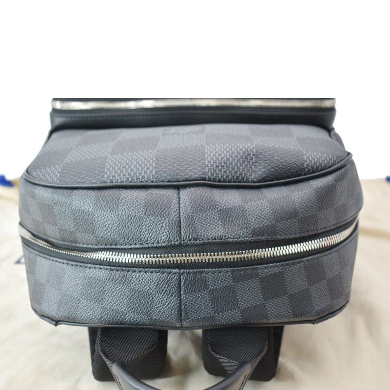 LOUIS VUITTON Campus Damier Infini Leather Bumbag Navy Blue - Image 3