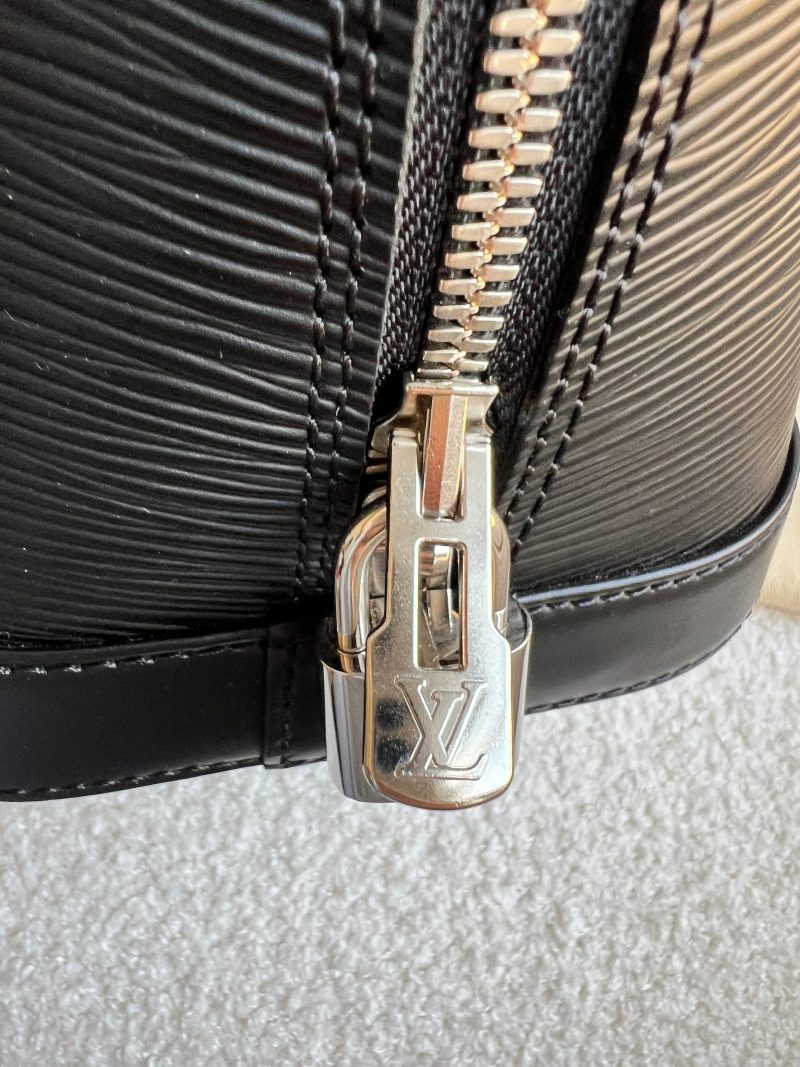 Louis Vuitton Alma PM Black Epi - Image 17