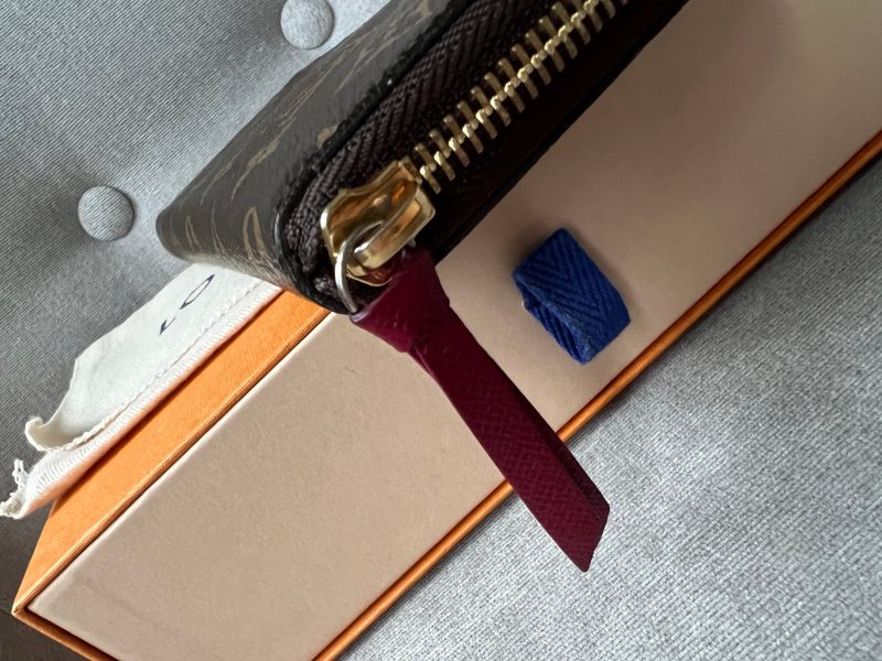 Louis Vuitton Clemence Wallet in Reverse Monogram - Image 14