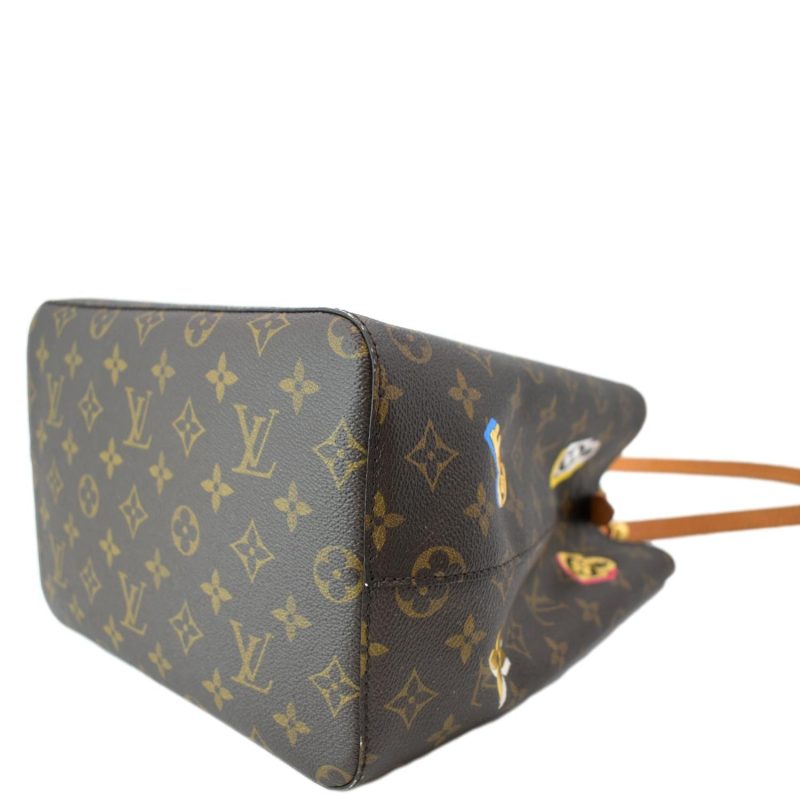 LOUIS VUITTON Love Lock NeoNoe Monogram Canvas Shoulder Bag Brown - Image 4