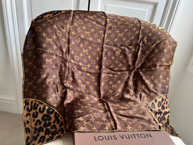 Louis Vuitton Brown Leopard Stephen Sprouse Cashmere Scarf - Image 5