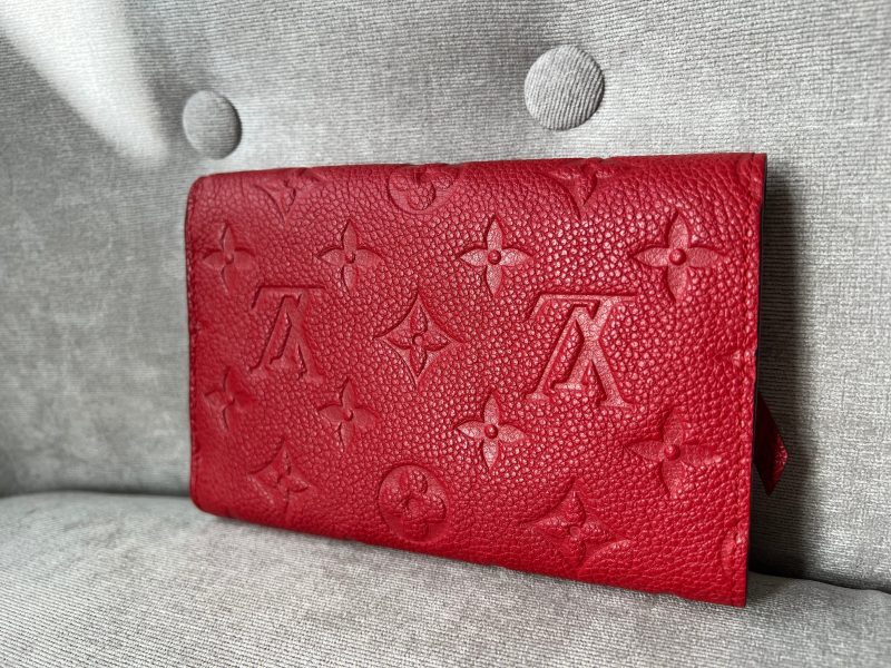 Louis Vuitton Compact Discovery - Image 7