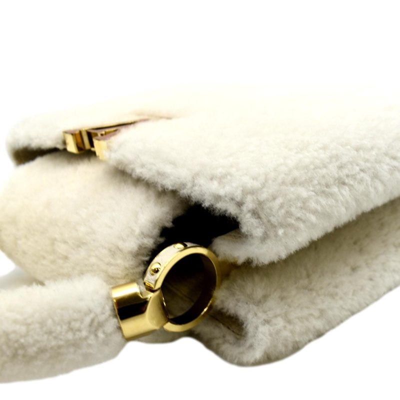 Louis Vuitton Capucines - Image 7