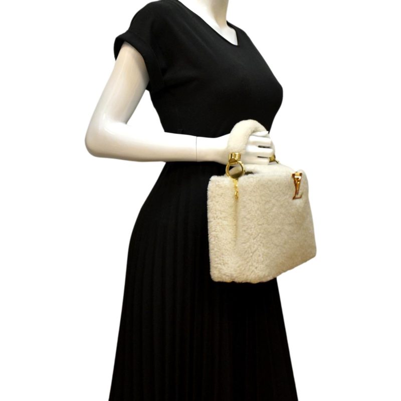 Louis Vuitton Capucines - Image 2
