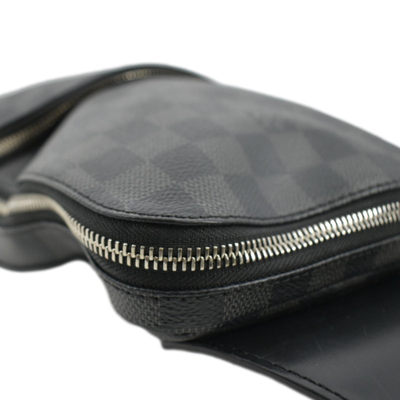 LOUIS VUITTON Avenue Sling Patchwork Monogram Eclipse Crossbody Bag Grey - Image 5