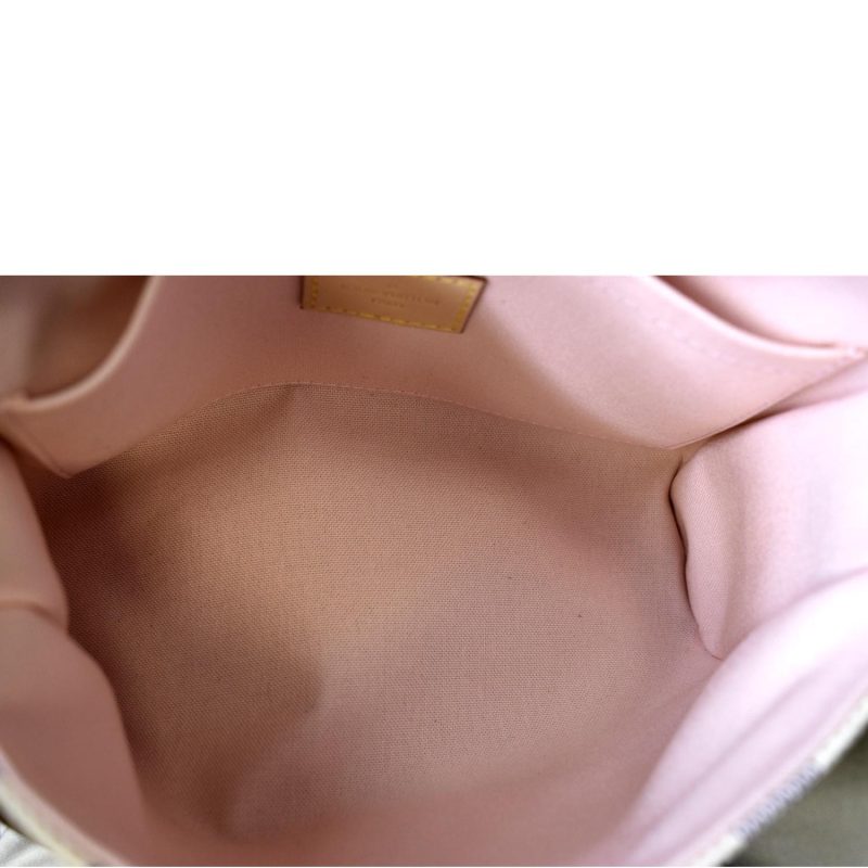Louis Vuitton Croisette Damier Bag - Image 10