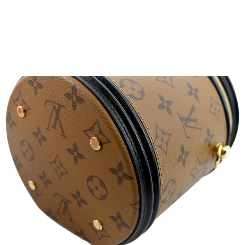 Louis Vuitton Canvas & Leather Chain Shoulder Bag - Image 11