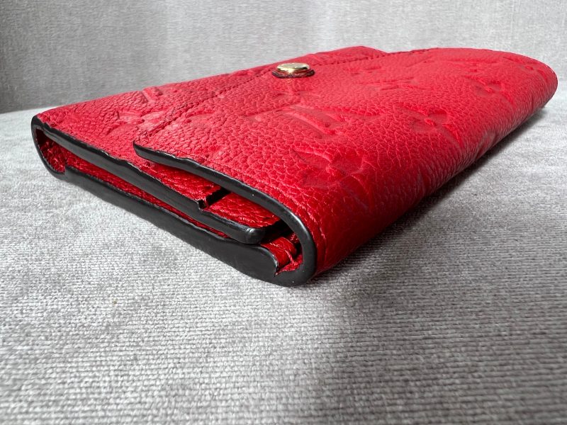 Louis Vuitton Compact Discovery - Image 10