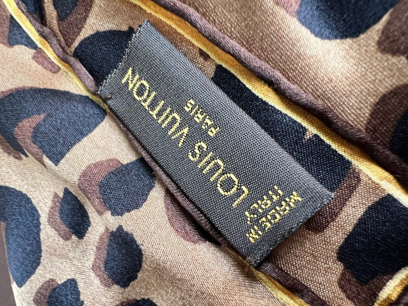 Louis Vuitton Brown Leopard Stephen Sprouse Cashmere Scarf - Image 7