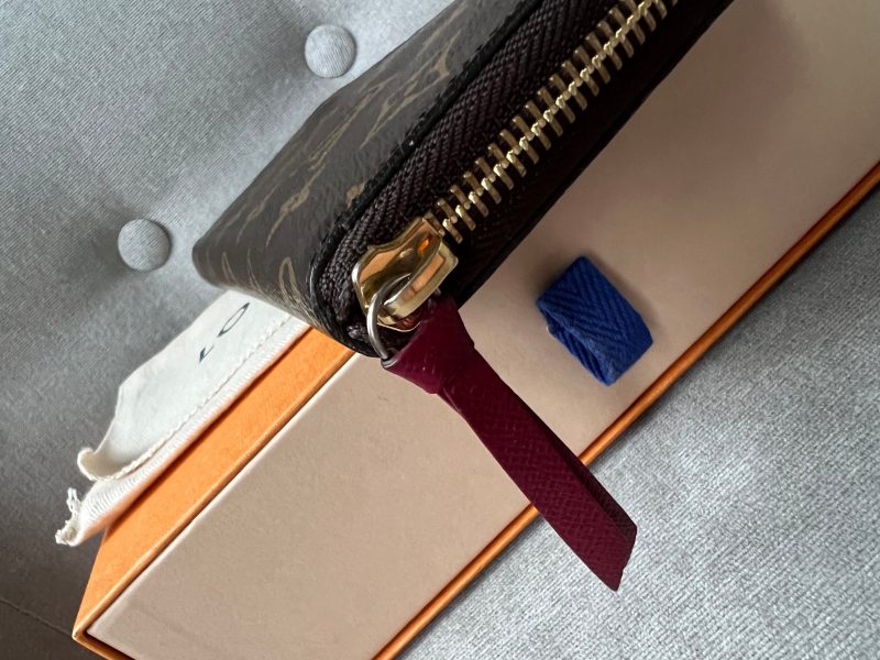 Louis Vuitton Clemence Wallet in Reverse Monogram - Image 15