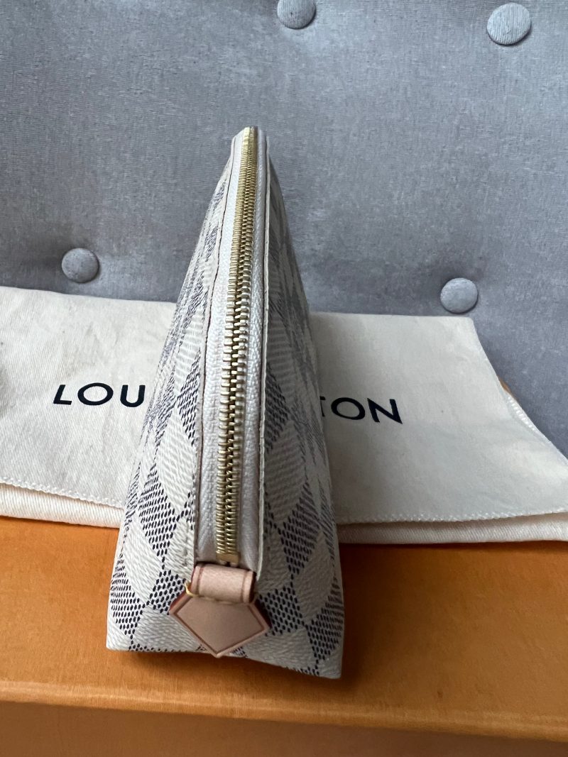 Louis Vuitton Cosmetic Pouch Monogram Vernis Leather Cherry - Image 6