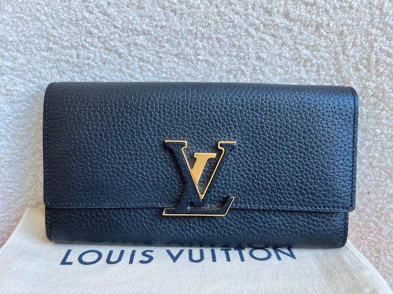 Louis Vuitton Black Chain Bag Small Gold Hardware - Image 2