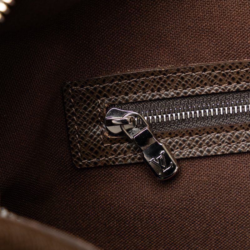 Brown Louis Vuitton Taurillon Comete Wallet - Image 8