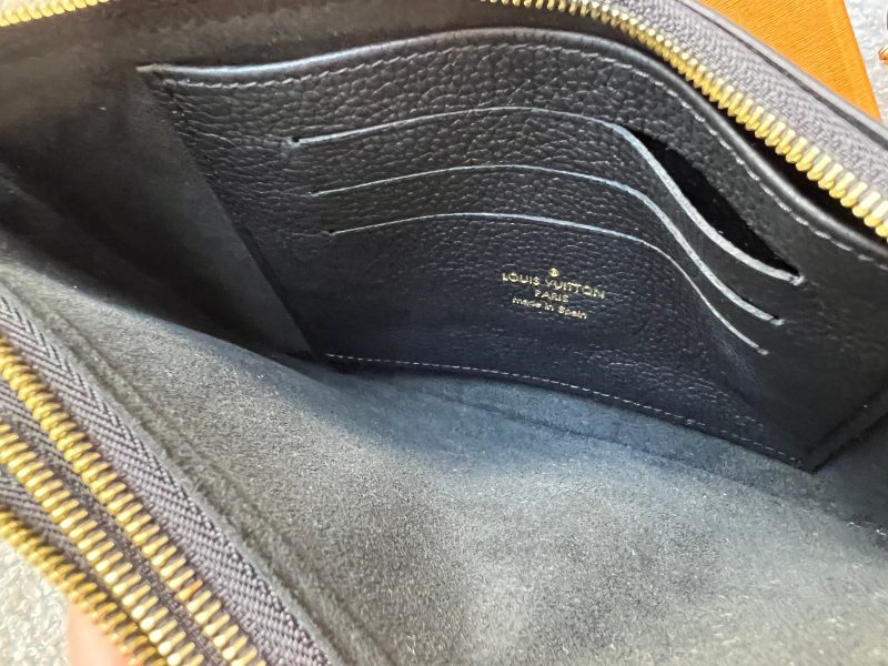 Louis Vuitton Bieux Macao - Image 16