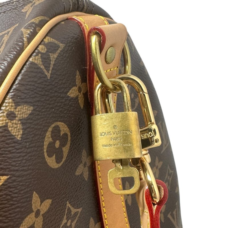 Key Chain Luxury Designer By Louis Vuitton - Image 19