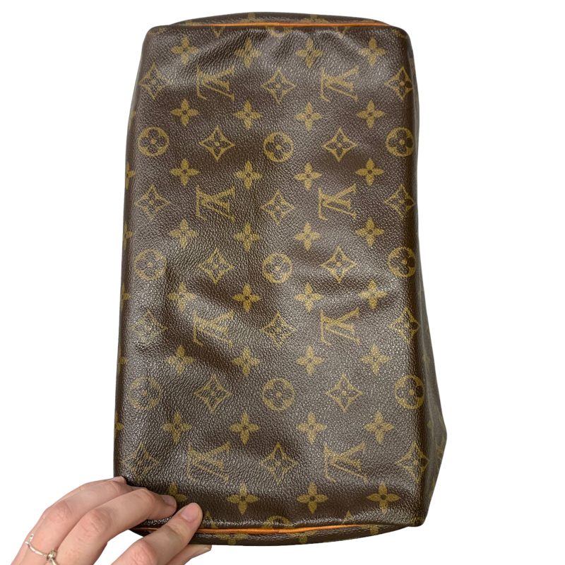 Handbag Luxury Designer By Louis VuittonSize: Medium - Image 11