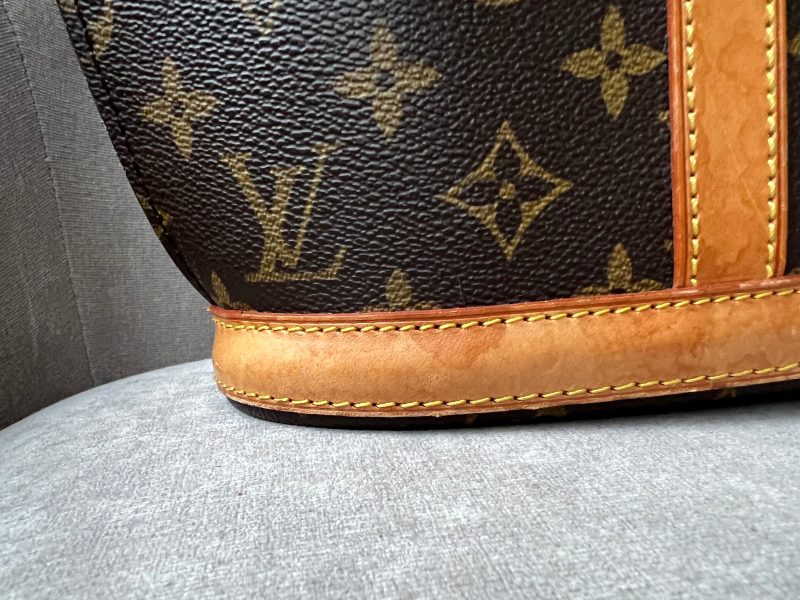 LOUIS VUITTON BACCHETTA leather Slim Strap - Image 16