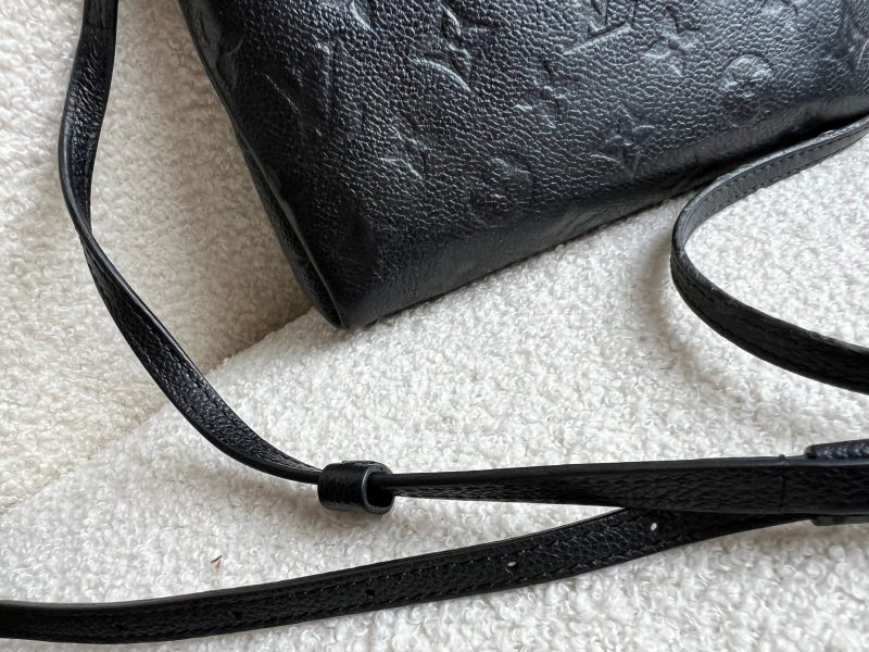 Louis Vuitton Black Monogram Empreinte Pochette Metis Bag - Image 3