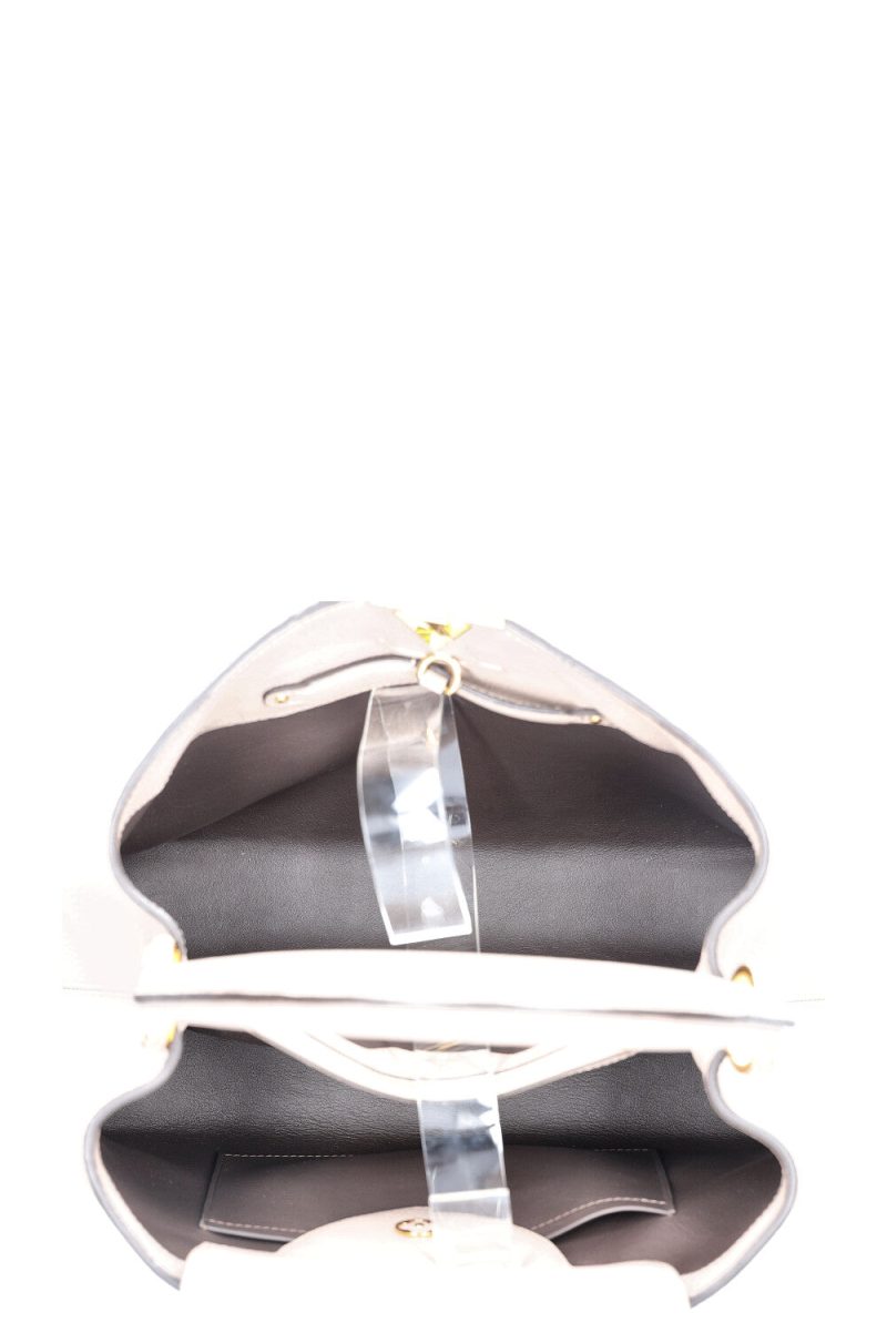 Louis Vuitton Capucines BB - Image 11