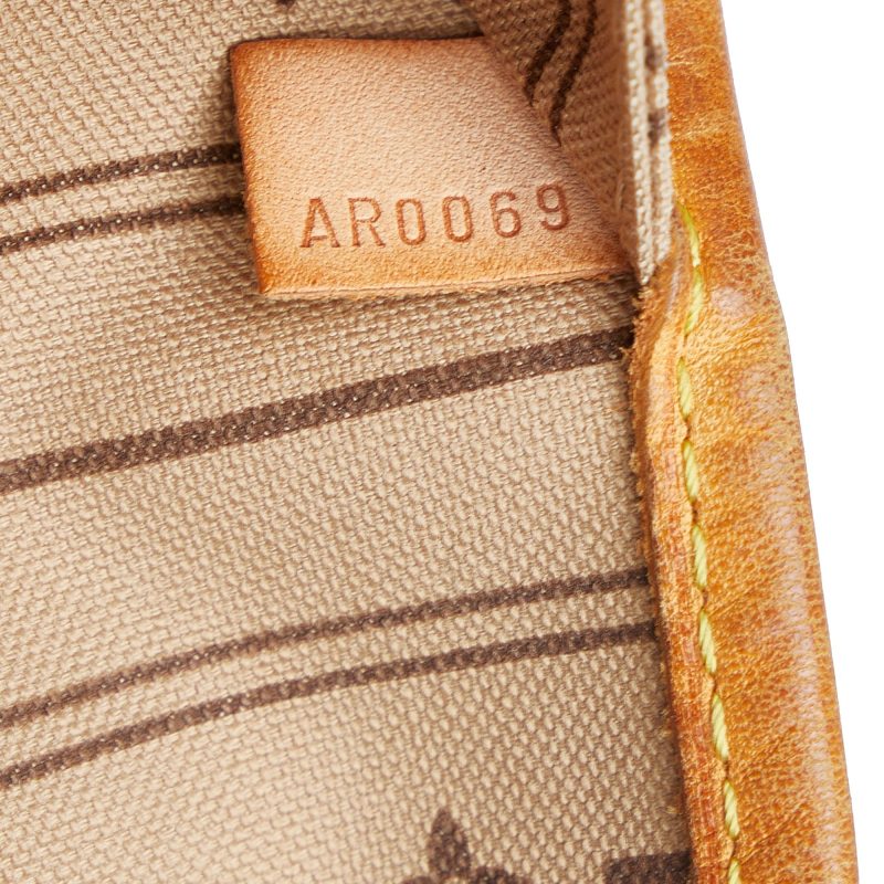 Brown Louis Vuitton Monogram Neverfull MM Tote Bag - Image 7