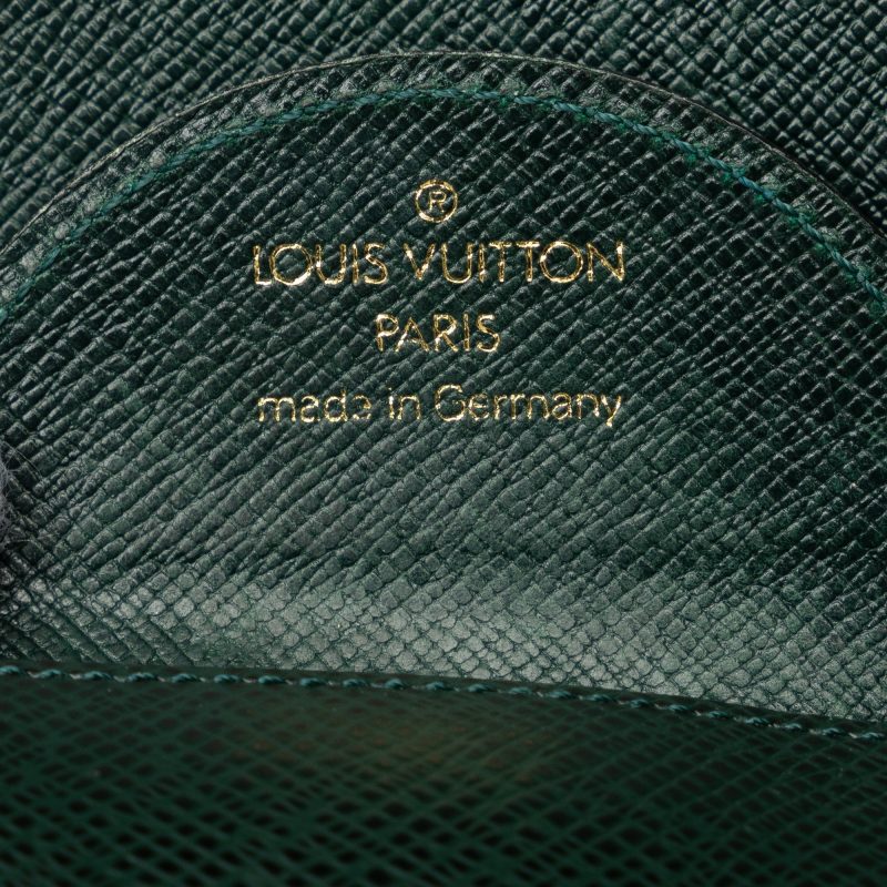 Green Louis Vuitton Taiga Porte Ordinateur Odessa Business Bag - Image 6