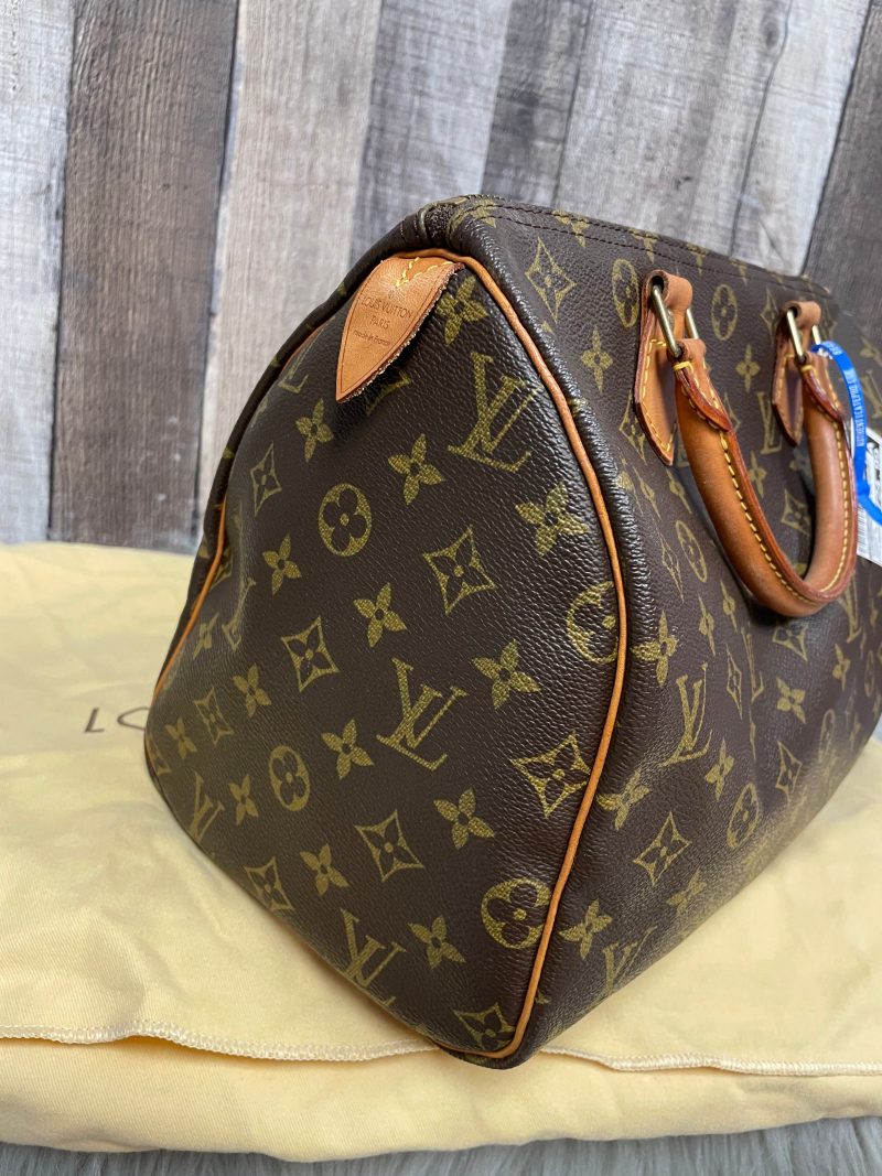 Handbag Luxury Designer Louis Vuitton, Size Large - Image 2