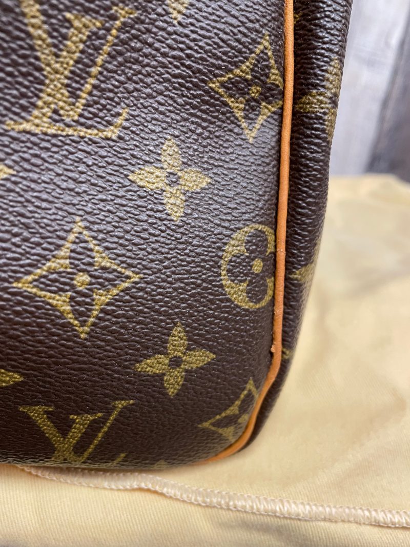 Handbag Luxury Designer Louis Vuitton, Size Large - Image 7