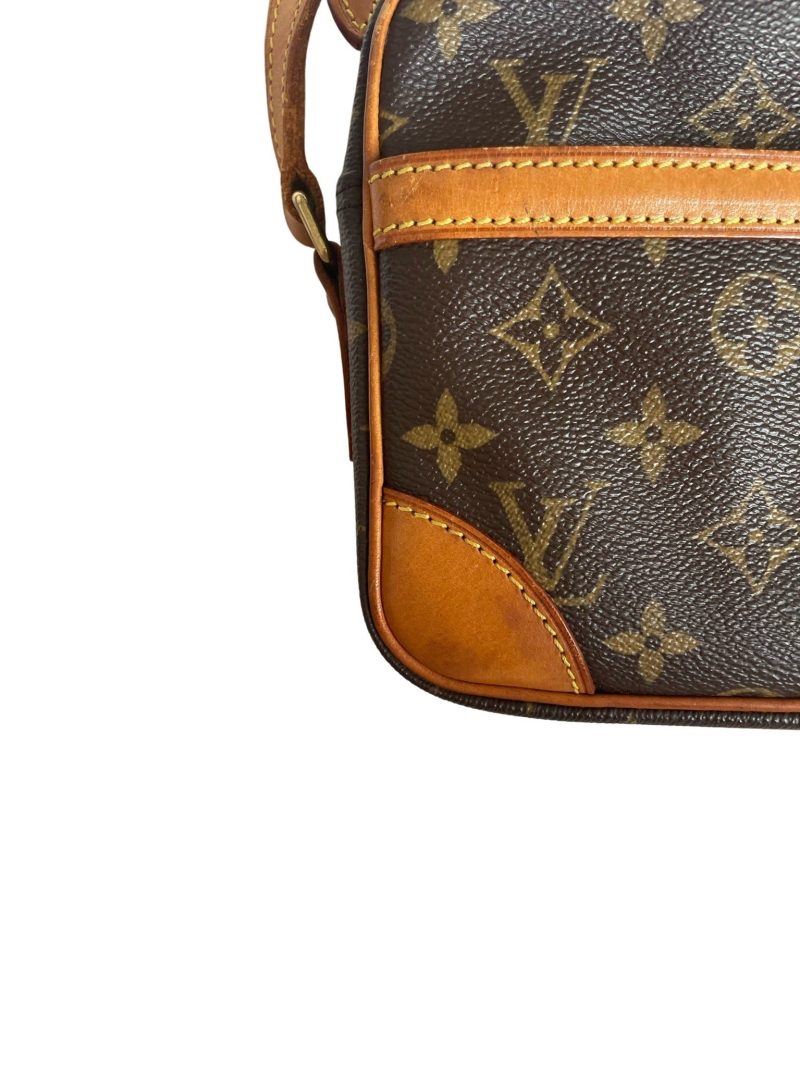 Louis Vuitton Trocadero 24 Monogram - Image 2