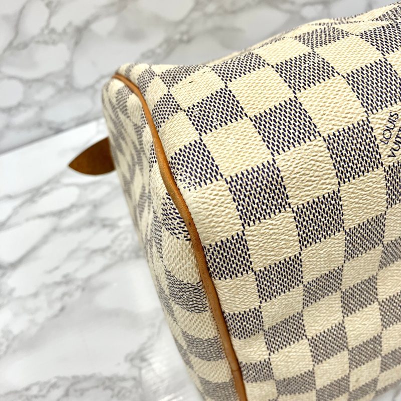 Louis Vuitton Avenue Sling Bag - Image 7