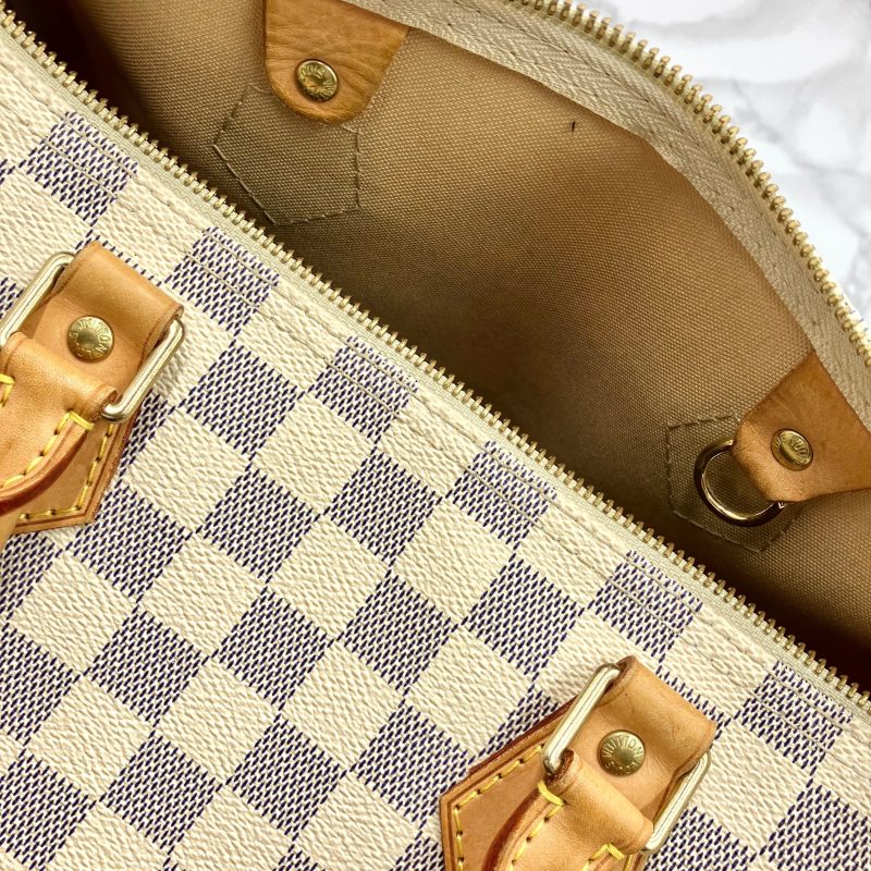 Louis Vuitton Avenue Sling Bag - Image 23