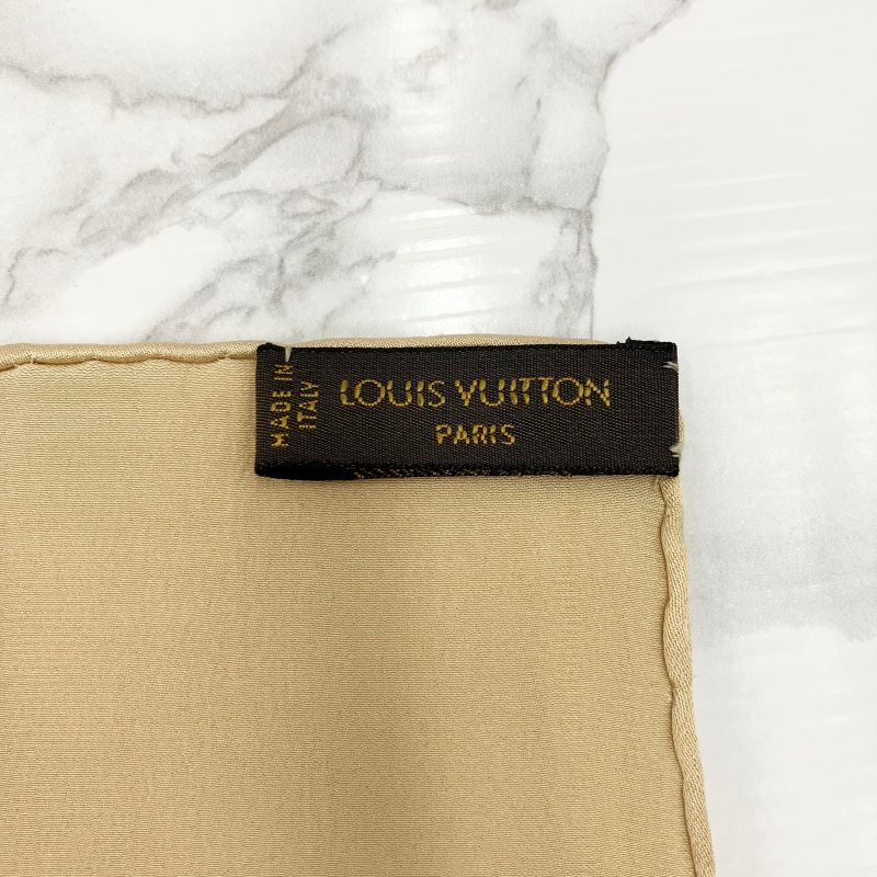Louis Vuitton Camera Bag Monogram Titanium - Image 7