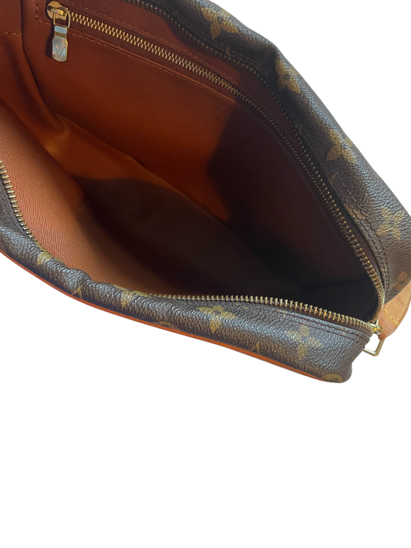 Louis Vuitton Trocadero 27 Monogram - Image 4