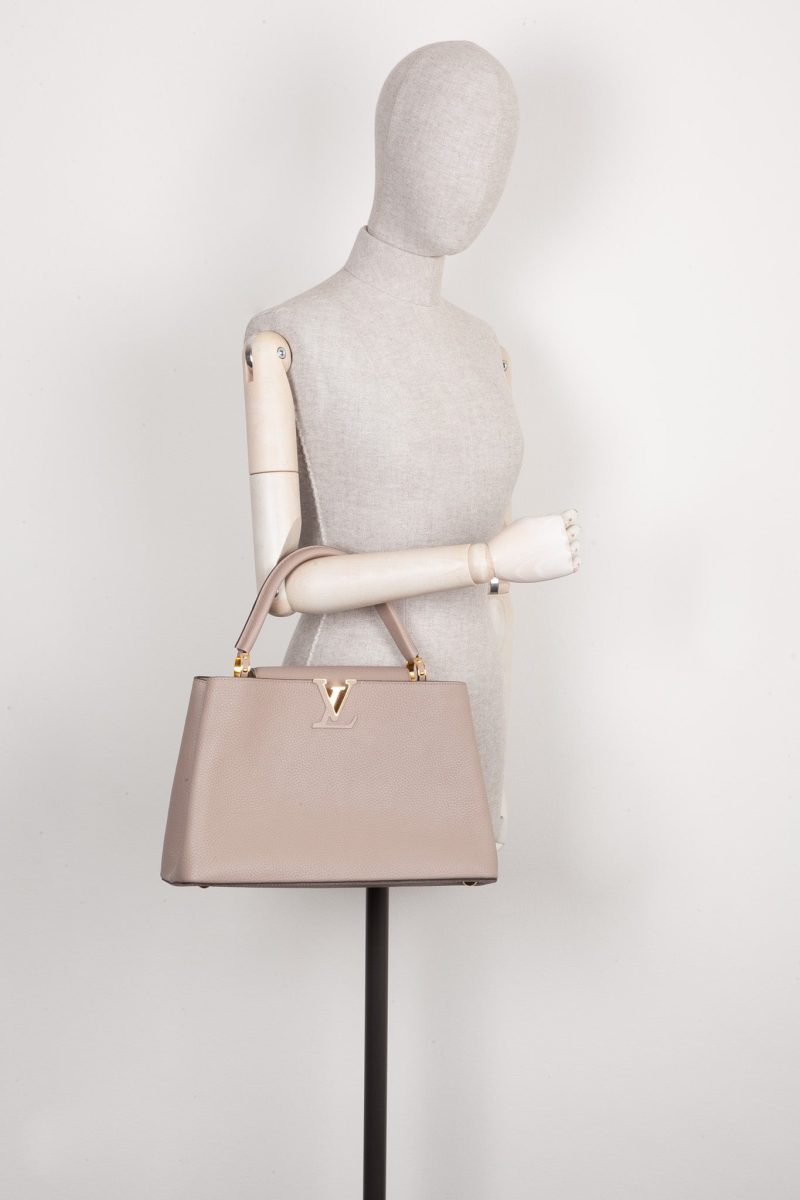 Louis Vuitton Capucines BB - Image 2