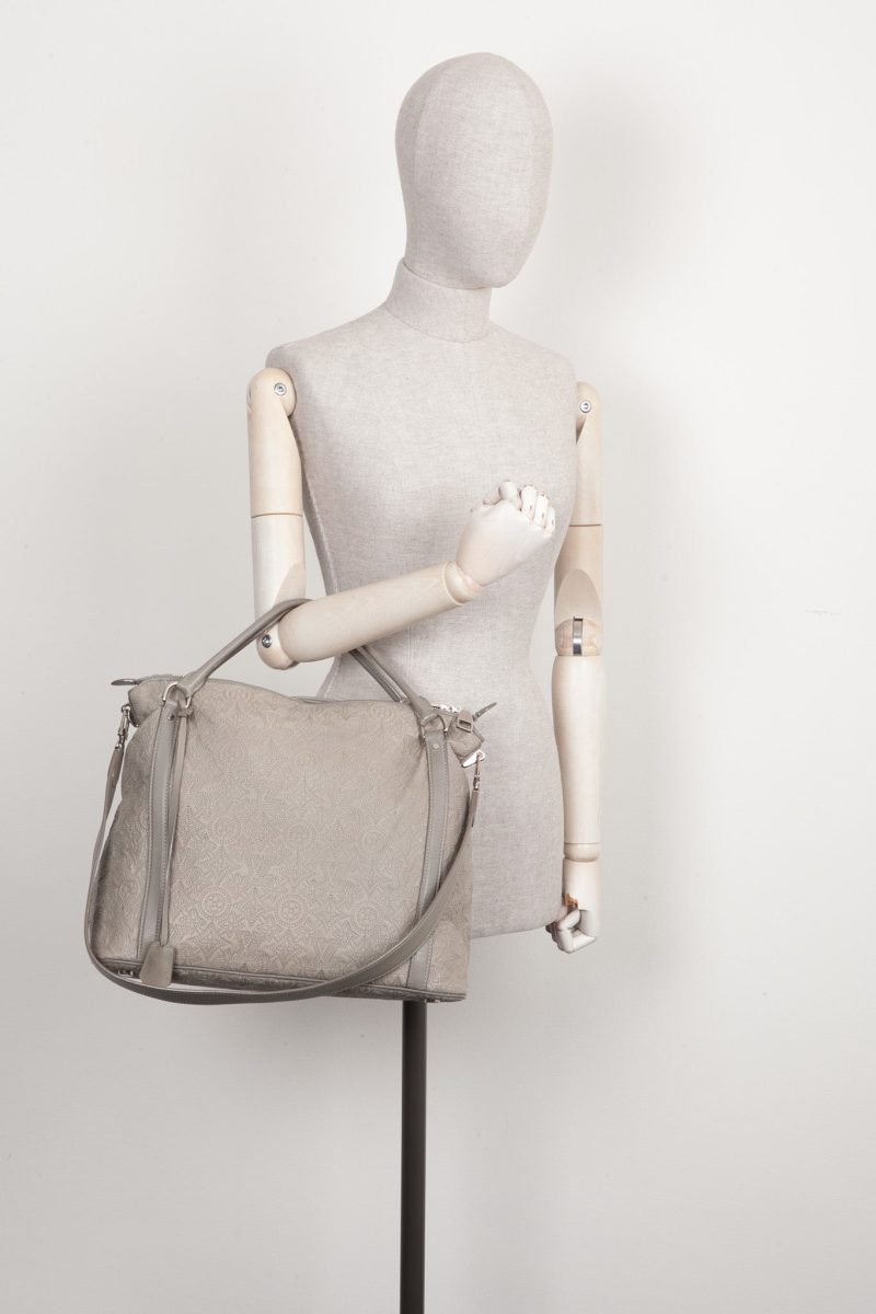 LOUIS VUITTON Antheia Ixia PM Grey - Image 2
