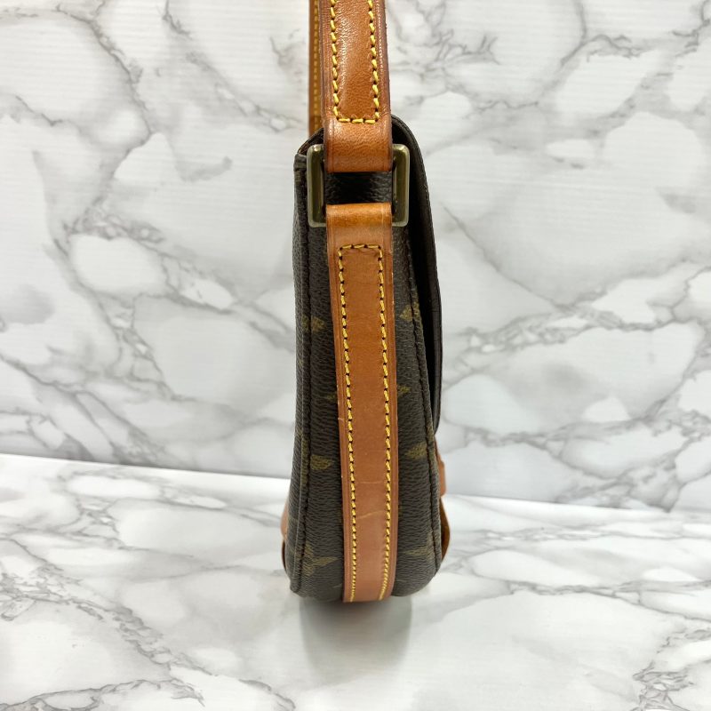Louis Vuitton ChantillyCanvas Shoulder Bag () - Image 3