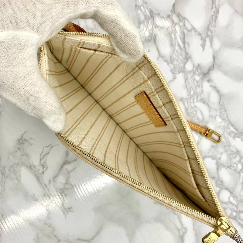 Louis Vuitton Damier Azur Newark GM N51108 Bag - Image 7