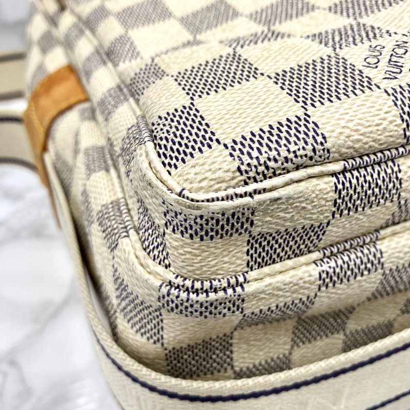 Louis Vuitton Azur Cabas Articles De Voyage Adventure MM Tote Bag - Image 10