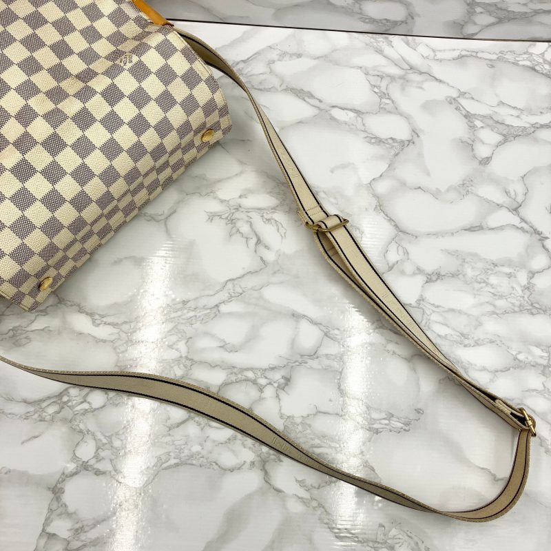 Louis Vuitton Azur Cabas Articles De Voyage Adventure MM Tote Bag - Image 11
