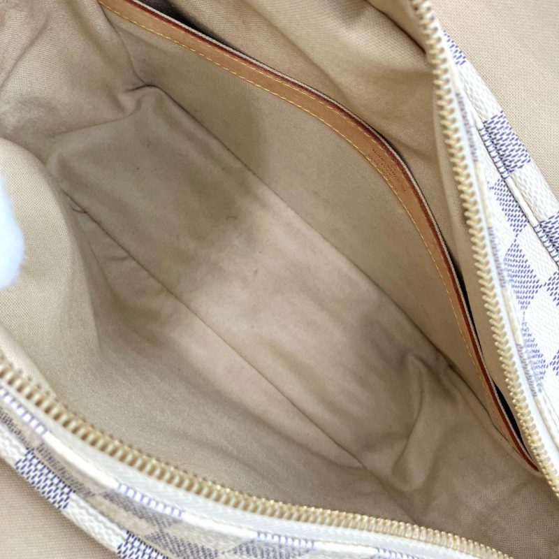 Louis Vuitton Azur Cabas Articles De Voyage Adventure MM Tote Bag - Image 17