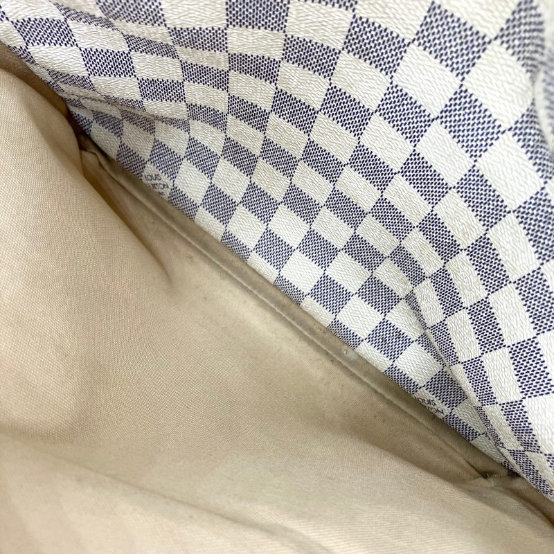 Louis Vuitton Azur Cabas Articles De Voyage Adventure MM Tote Bag - Image 24