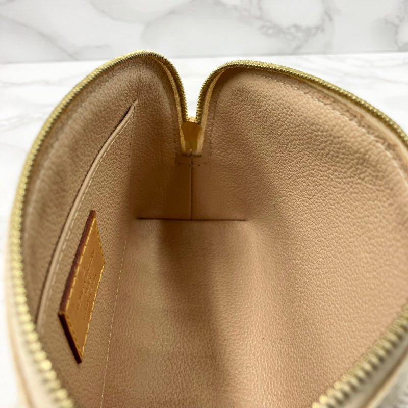 Louis Vuitton Azur Croisette Bag - Image 12