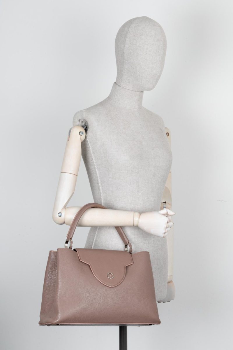 LOUIS VUITTON Capucines Light Pink/Yellow M22514 Taurillon Leather Size BB - Image 2