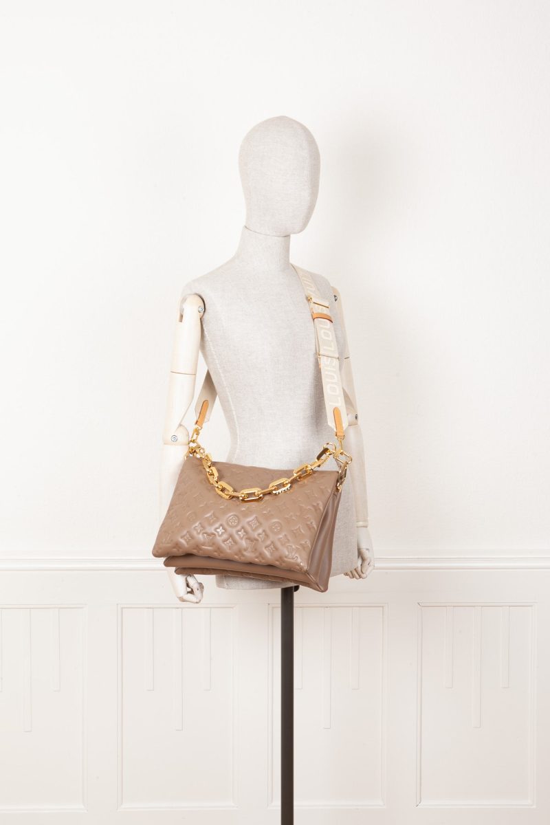 LOUIS VUITTON Coussin MM Taupe