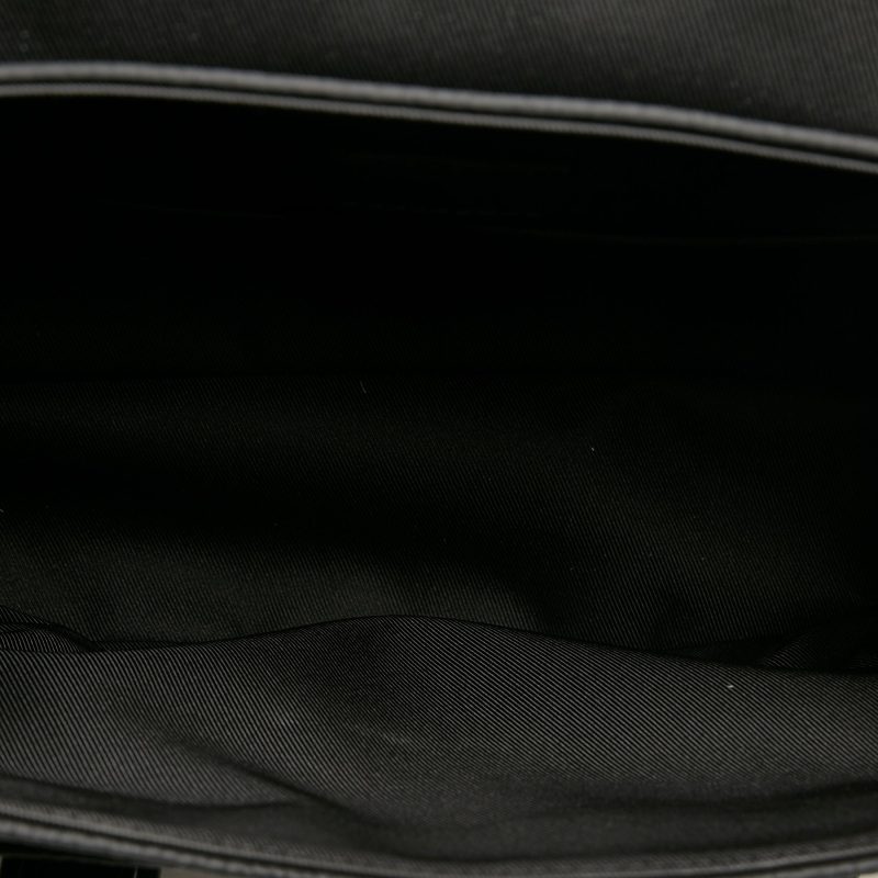 Louis Vuitton Christopher Messenger Bag Black Taurillon - Image 5
