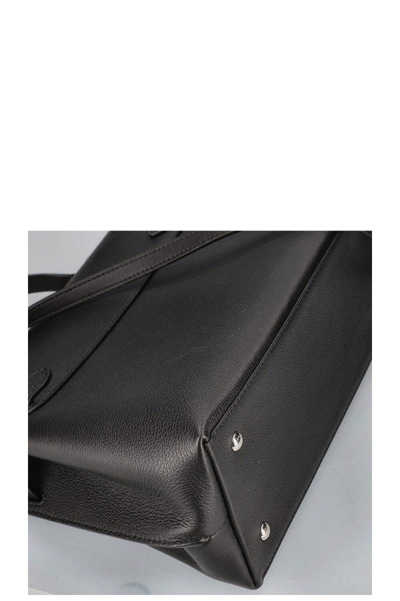 LOUIS VUITTON Lock Me Ever MM Handbag Black Leather - Image 9