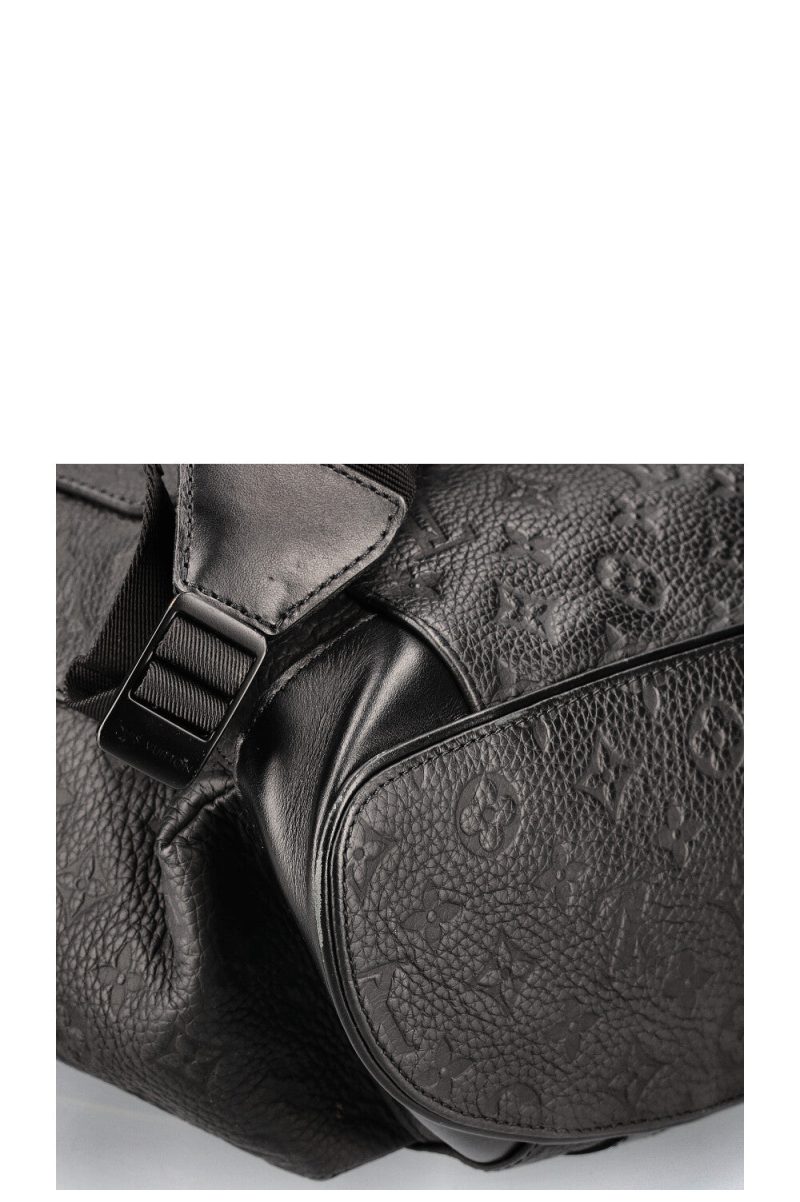 LOUIS VUITTON Christopher MM Backpack Black - Image 9